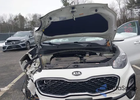 2020 Kia Sportage Lx z USA, uszkodzony, nr VIN KNDPMCAC3L7829072